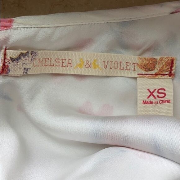 Chelsea & Violet Ruffled Sleeve Floral Dress - Picture 7 of 17